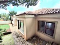  of property in Glenvista