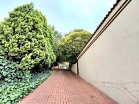  of property in Glenvista