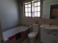 Bathroom 1 of property in Nyala Park