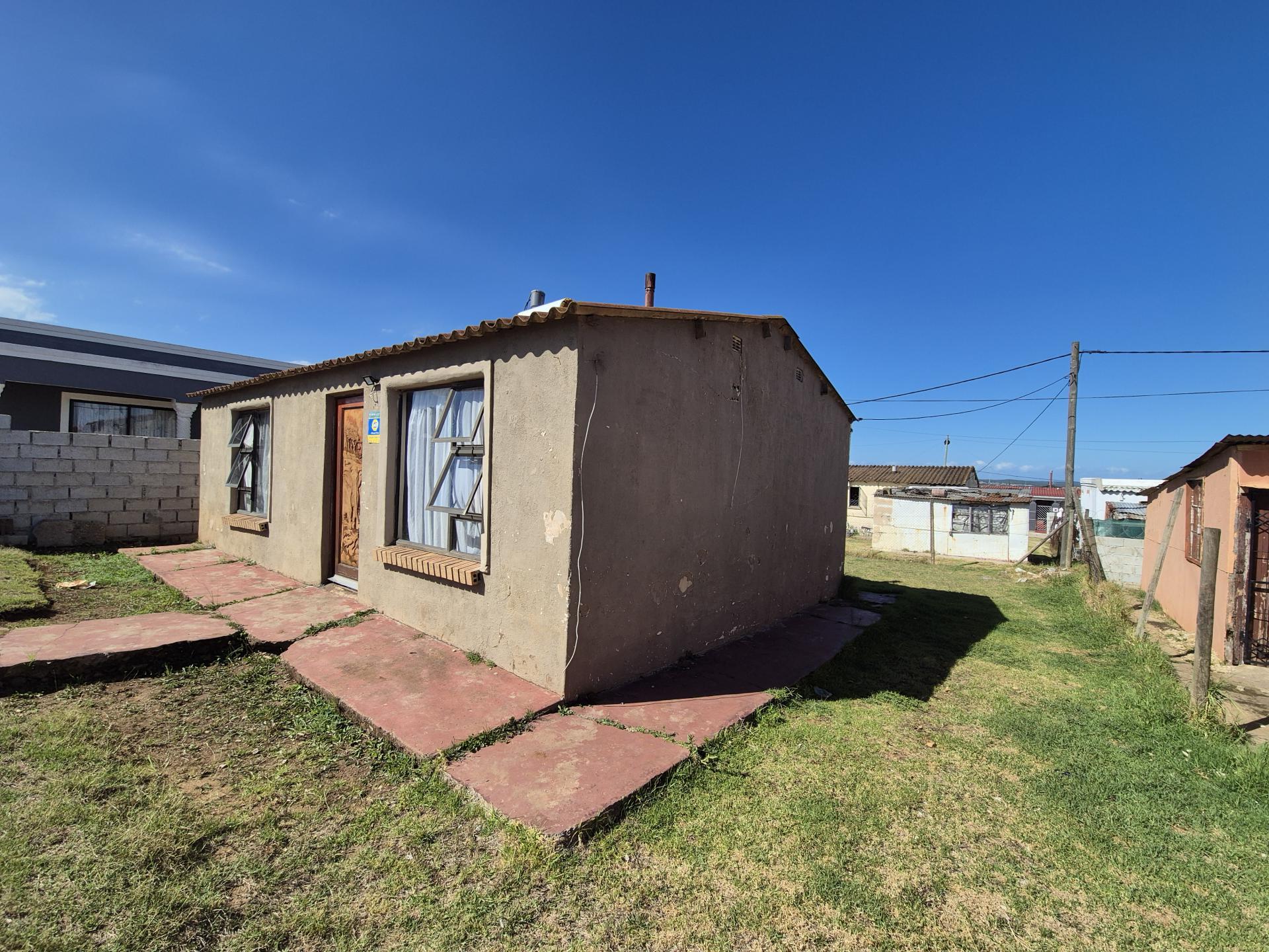 Front View of property in Kwa Nobuhle 