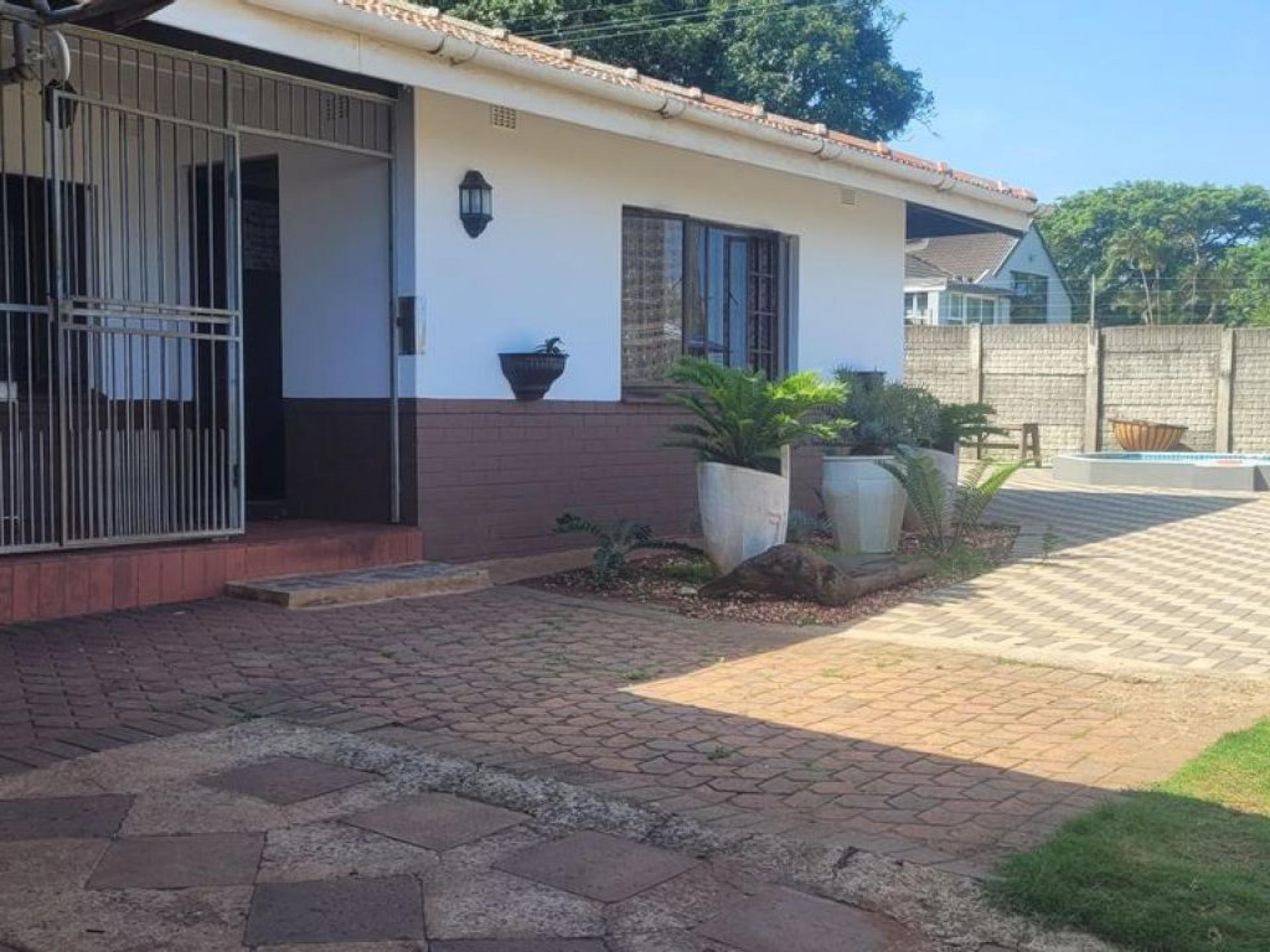  of property in Amanzimtoti 