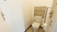 Bathroom 1 - 8 square meters of property in Escombe 