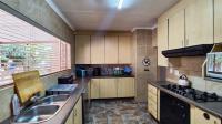 Kitchen - 15 square meters of property in Parkrand