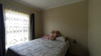 Bed Room 1 - 11 square meters of property in Kirkney