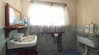 Main Bathroom of property in Pyramid