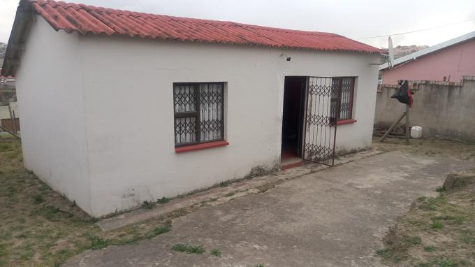 2 Bedroom House for Sale For Sale in Mdantsane - MR660285