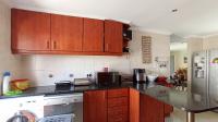 Kitchen - 35 square meters of property in Greenstone Hill