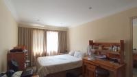 Bed Room 1 - 32 square meters of property in Greenstone Hill