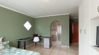 Main Bedroom - 20 square meters of property in Riverlea - JHB