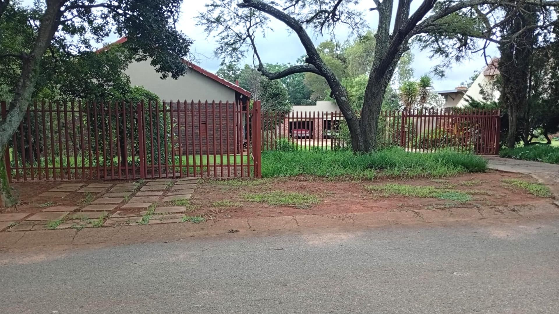 Front View of property in Carletonville