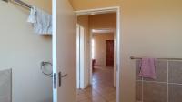 Bathroom 1 - 5 square meters of property in Blue Hills