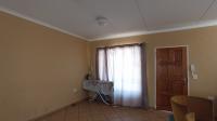 Dining Room - 16 square meters of property in Blue Hills