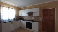 Kitchen - 13 square meters of property in Blue Hills