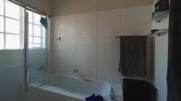 Bathroom 1 - 7 square meters of property in Highveld