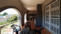 Patio - 41 square meters of property in Highveld