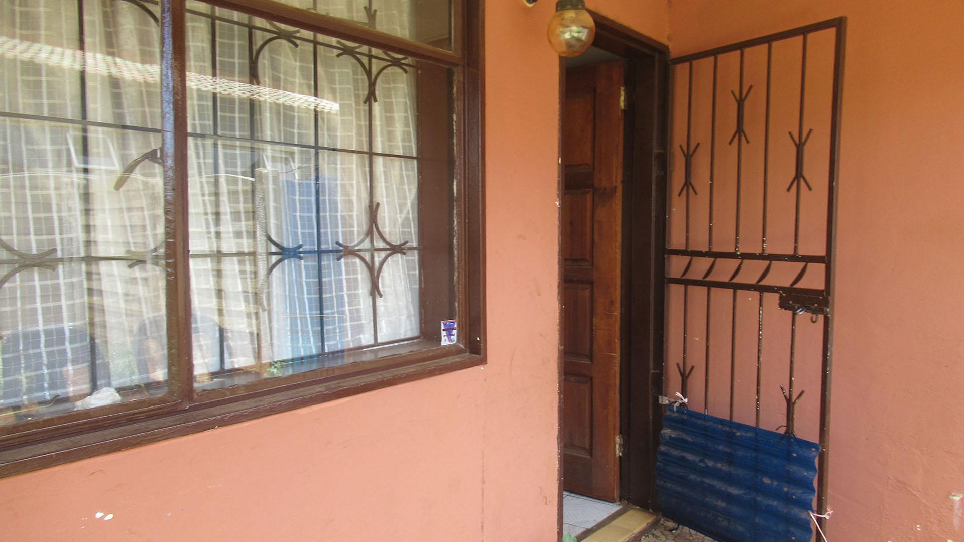 Patio - 6 square meters of property in Ennerdale