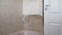 Bathroom 1 - 3 square meters of property in Ennerdale