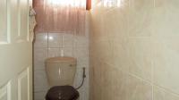 Bathroom 2 - 2 square meters of property in Ennerdale