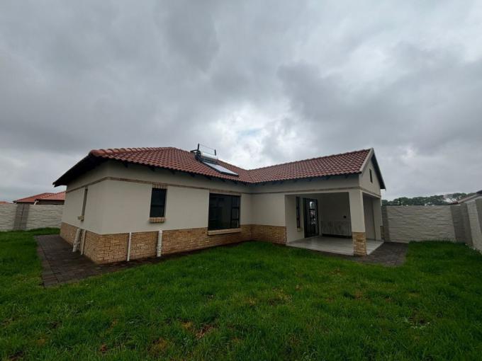 3 Bedroom House to Rent in Waterkloof (Rustenburg) - Property to rent - MR660518