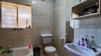 Bathroom 1 - 12 square meters of property in Ferryvale