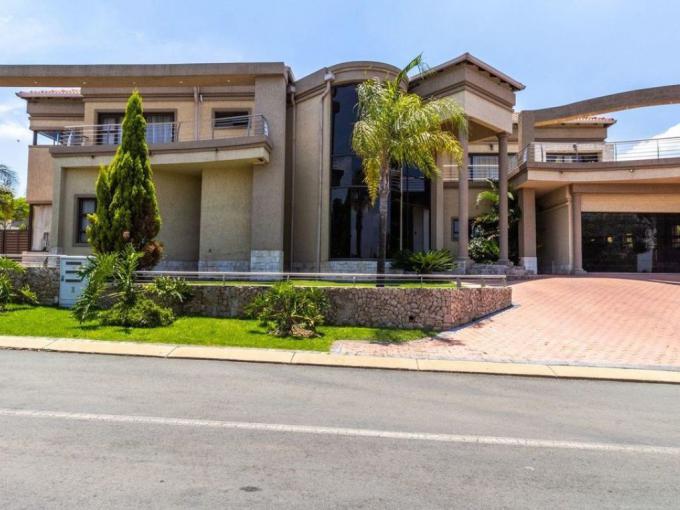 5 Bedroom House for Sale For Sale in Blue Valley Golf Estate - MR660621