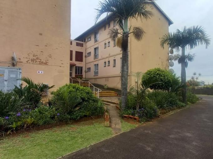 2 Bedroom Apartment for Sale For Sale in Montclair (Dbn) - MR660671