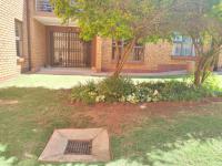 2 Bedroom 1 Bathroom Flat/Apartment for Sale for sale in Willow Park Manor