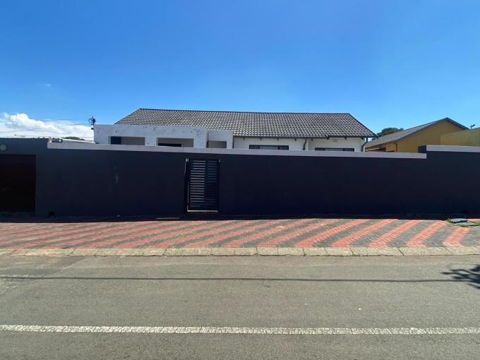 House for Sale For Sale in Riverlea - JHB - MR660719