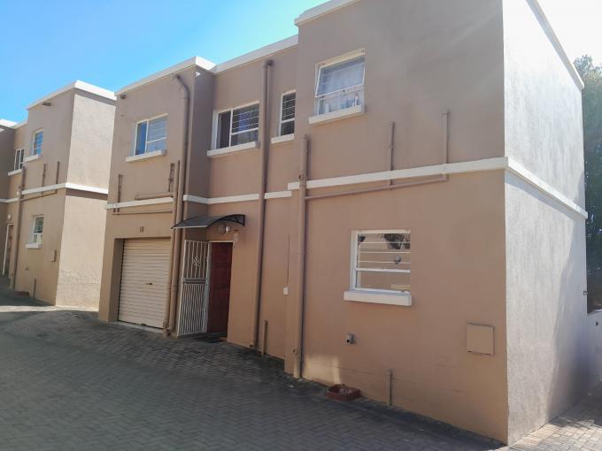 3 Bedroom Sectional Title for Sale For Sale in Radiokop - MR660729