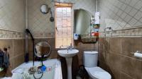 Bathroom 1 - 4 square meters of property in Boksburg South