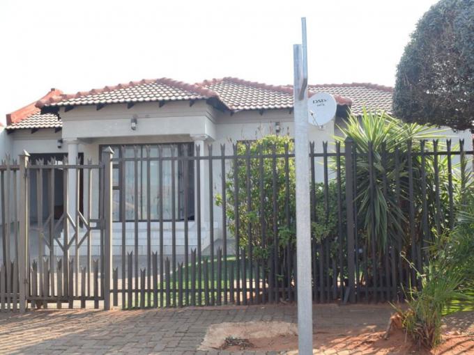 3 Bedroom House for Sale For Sale in Tlhabane West - MR660813