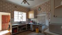 Kitchen - 27 square meters of property in Sydenham - JHB