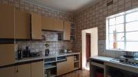 Kitchen - 27 square meters of property in Sydenham - JHB