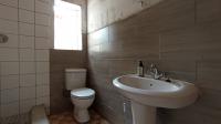 Bathroom 1 - 13 square meters of property in Sydenham - JHB