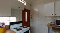 Kitchen - 27 square meters of property in Sydenham - JHB