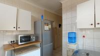 Kitchen - 27 square meters of property in Sydenham - JHB