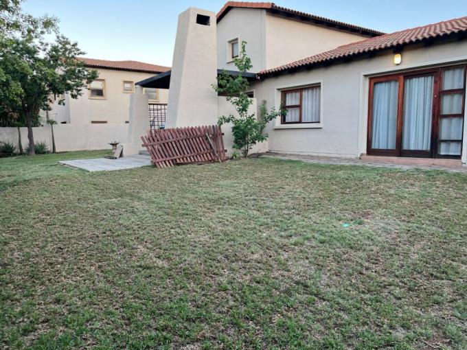 3 Bedroom Simplex for Sale For Sale in Waterval East - MR660937