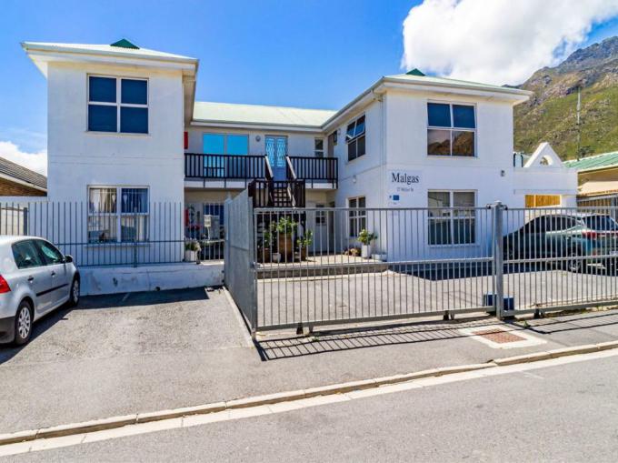 1 Bedroom Apartment for Sale For Sale in Gordons Bay - MR660944