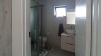 Bathroom 1 - 4 square meters of property in Erand Gardens