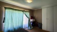 Main Bedroom - 17 square meters of property in Vanderbijlpark