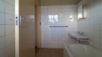 Bathroom 1 - 6 square meters of property in Gezina