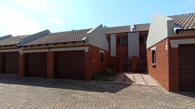 2 Bedroom Sectional Title for Sale For Sale in Boardwalk Meander Estate - MR661021