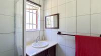 Main Bathroom - 5 square meters of property in Hillcrest - KZN