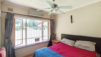 Bed Room 2 - 14 square meters of property in Hillcrest - KZN