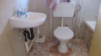 Bathroom 1 of property in Soshanguve