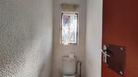 Bathroom 1 - 6 square meters of property in Birchleigh North