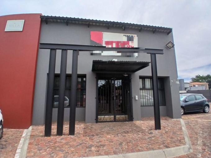 Commercial to Rent in Rustenburg - Property to rent - MR661595