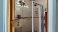 Bathroom 1 - 3 square meters of property in Rynfield