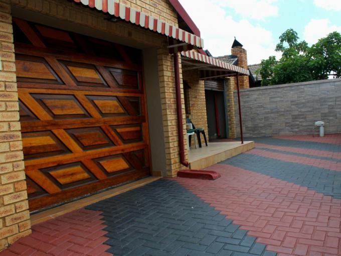 3 Bedroom House for Sale For Sale in Kagiso - MR661722