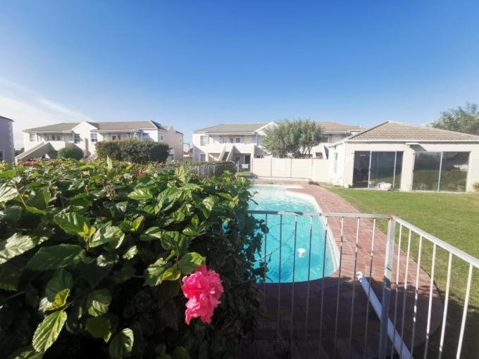 2 Bedroom Simplex for Sale For Sale in Pinelands - MR661730